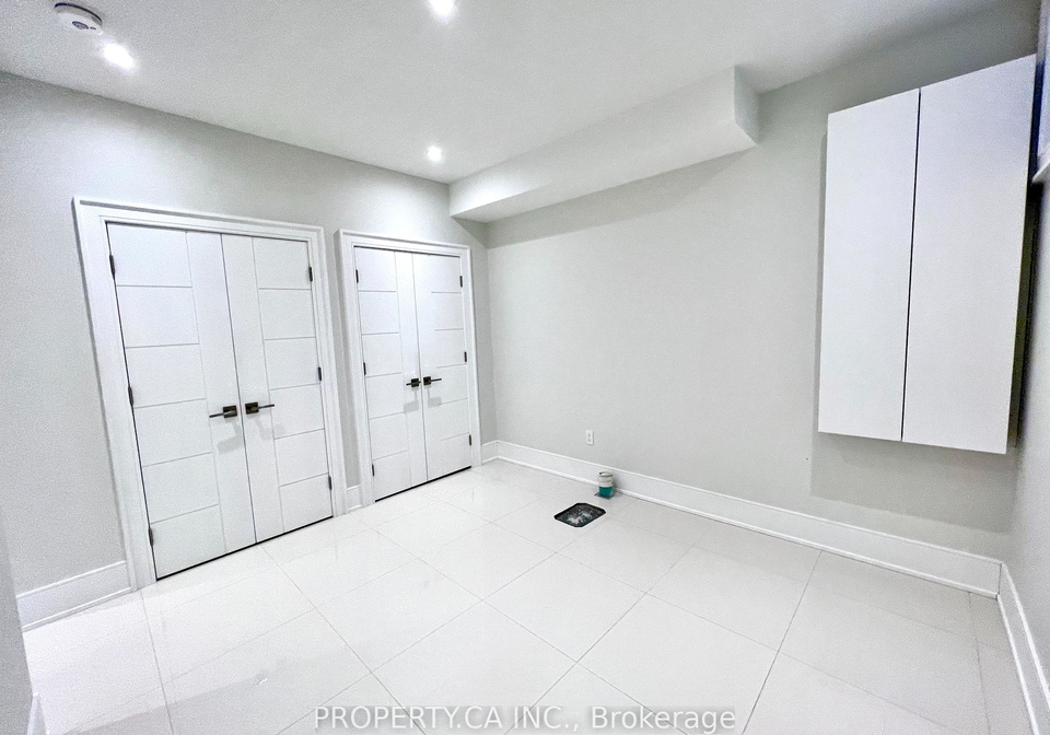 176-rumble-avenue-n-richmond-hill-ontario-n12145766
