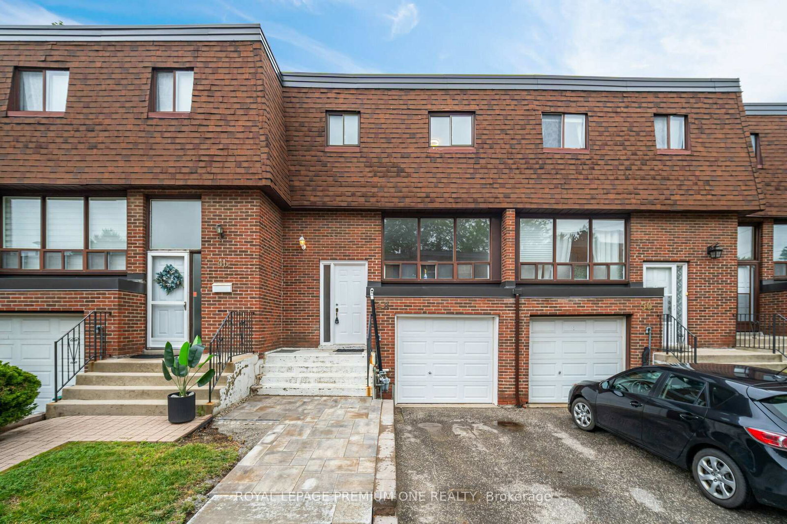 48-stately-way-markham-ontario-n12147365