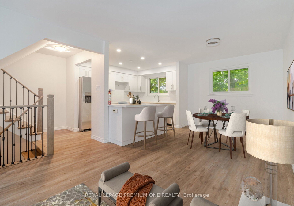 48-stately-way-markham-ontario-n12147365