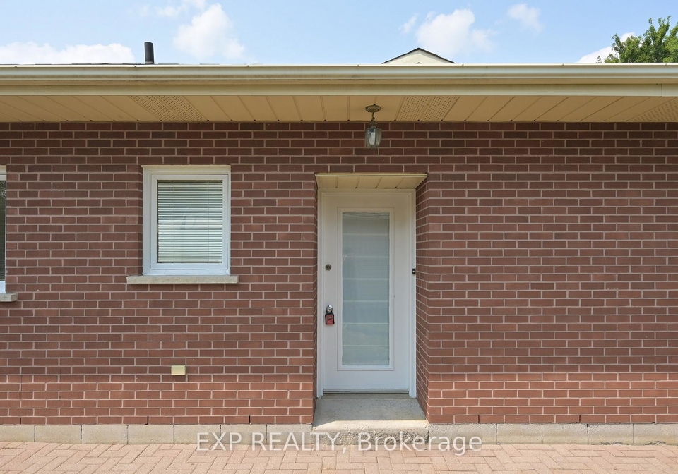 2-gram-street-vaughan-ontario-n12149012