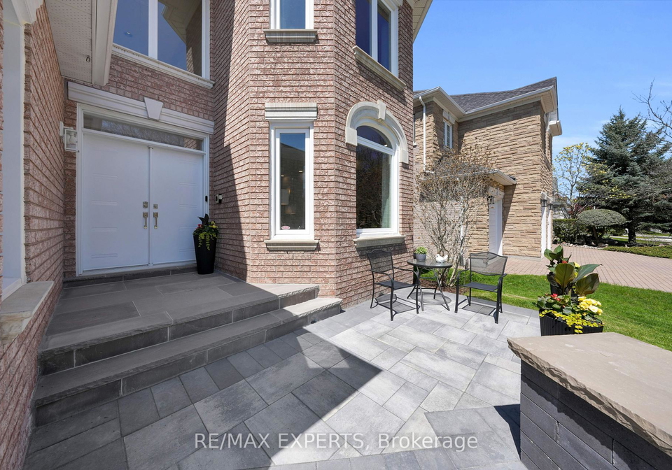 32-fern-avenue-richmond-hill-ontario-n12150094
