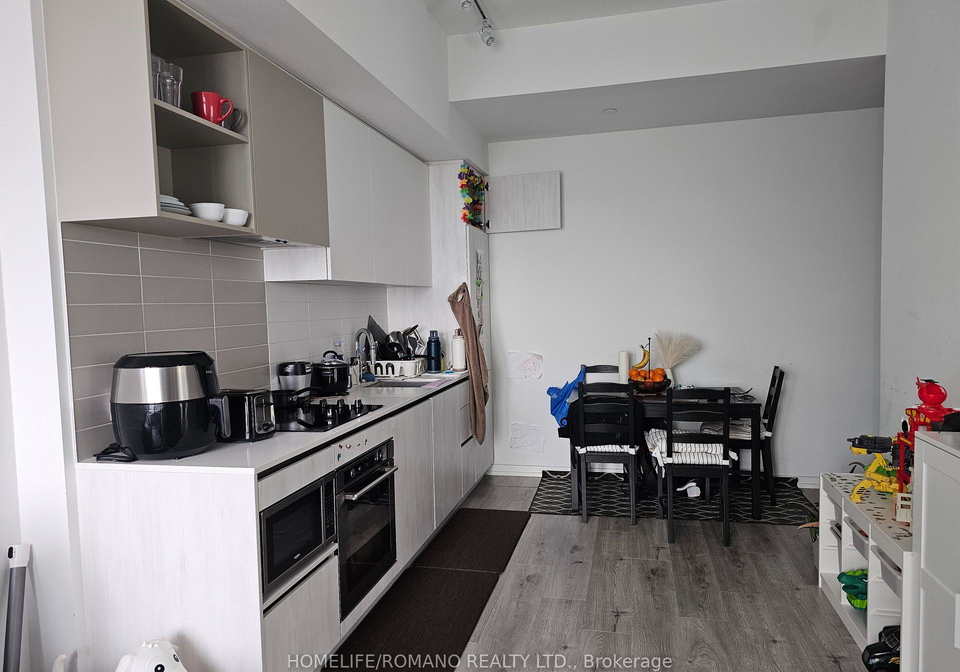 1000-portage-parkway-vaughan-ontario-n12151316