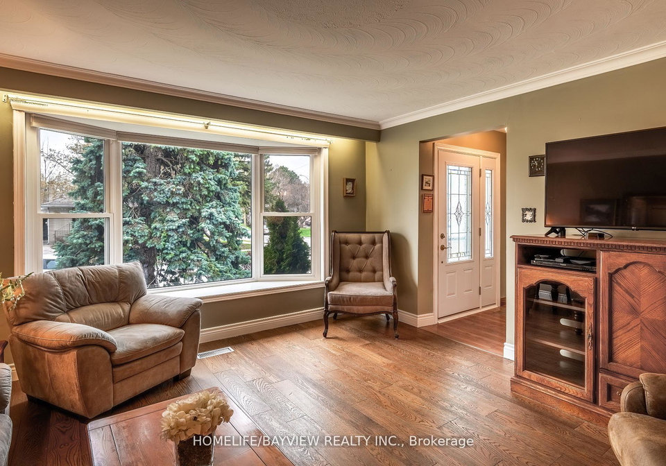 108-cherrywood-drive-newmarket-ontario-n12151497