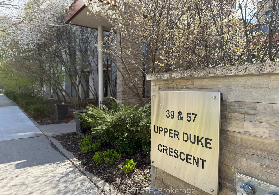 39-upper-duke-crescent-markham-ontario-n12153490