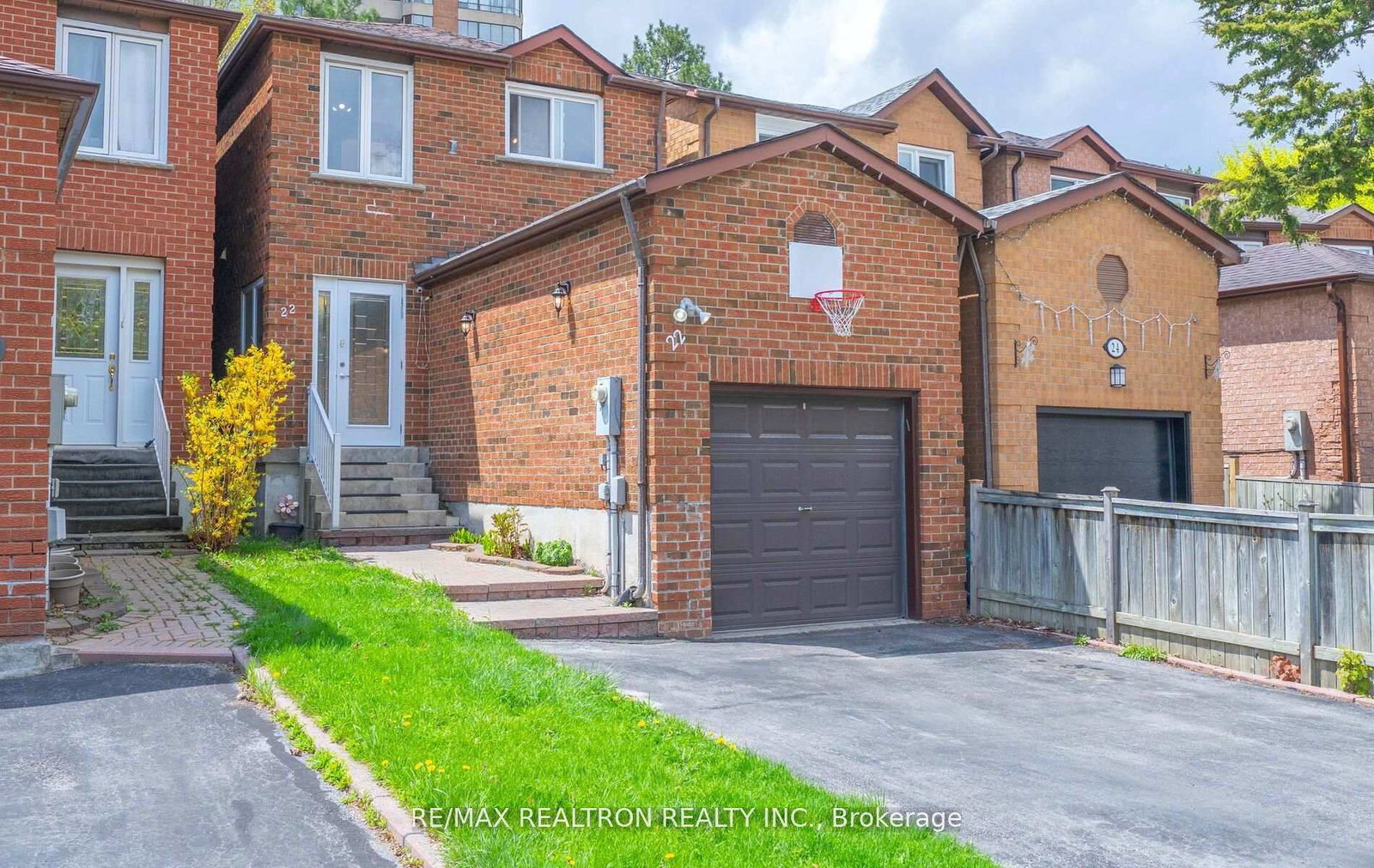 22-rejane-crescent-vaughan-ontario-n12155129