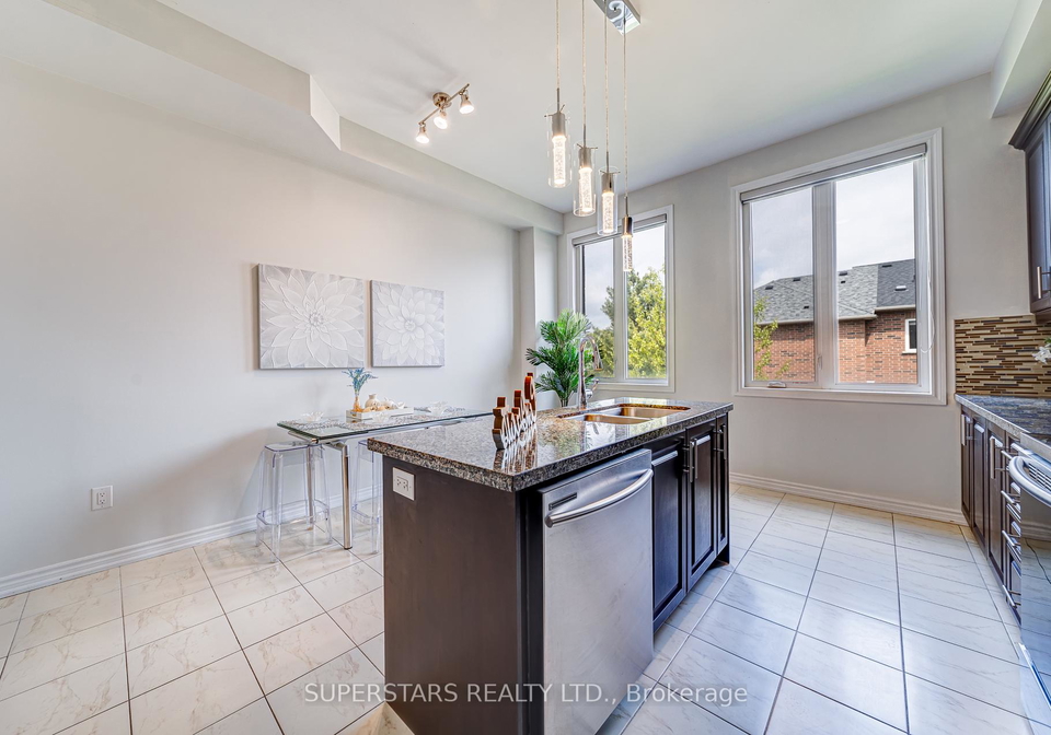 6-hyderabad-lane-markham-ontario-n12156083
