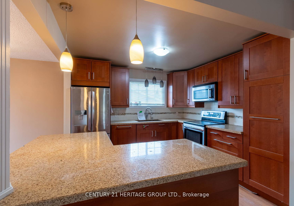 70-dorothy-avenue-georgina-ontario-n12157451