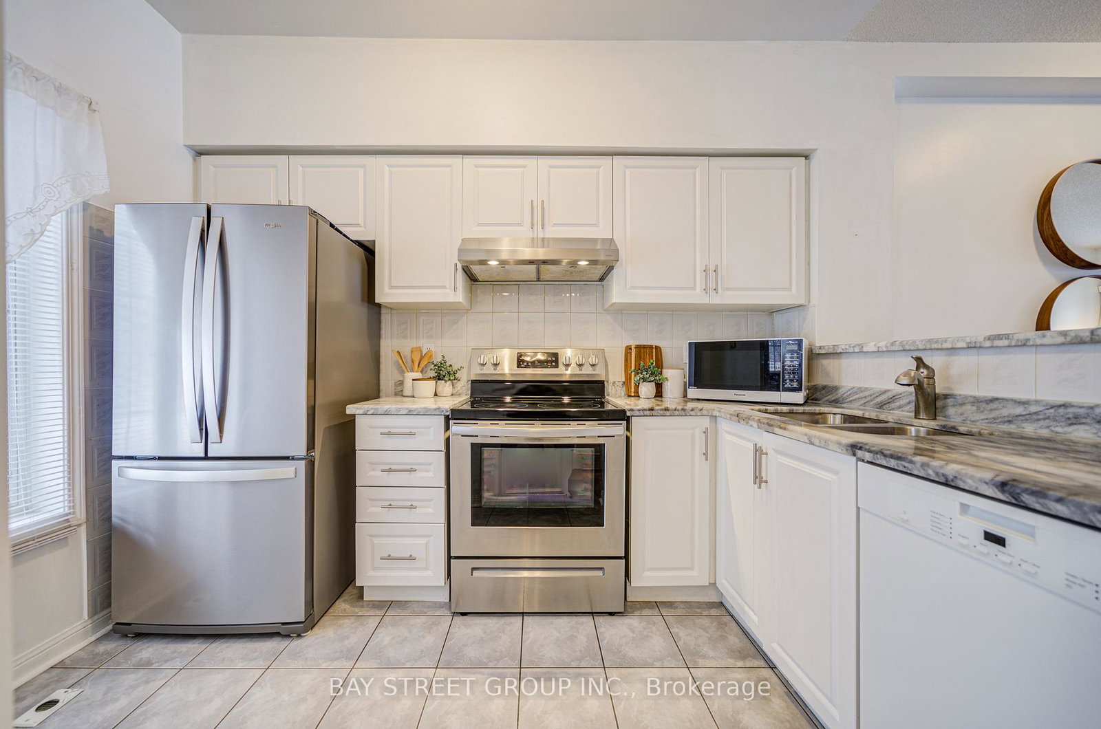 10-st-moritz-way-markham-ontario-n12161315