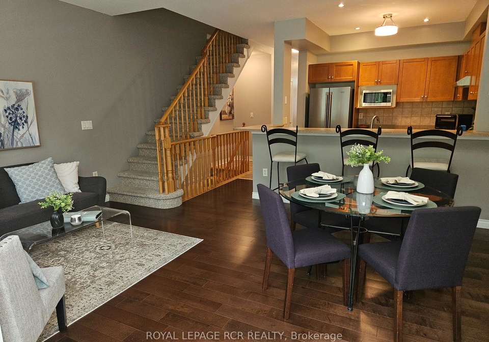 1047-on-bogart-circle-newmarket-ontario-n12161557