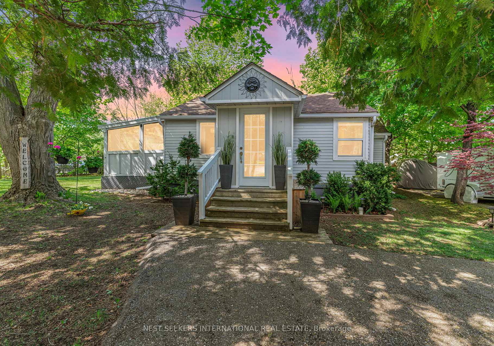 900-clifton-boulevard-innisfil-ontario-n12162150