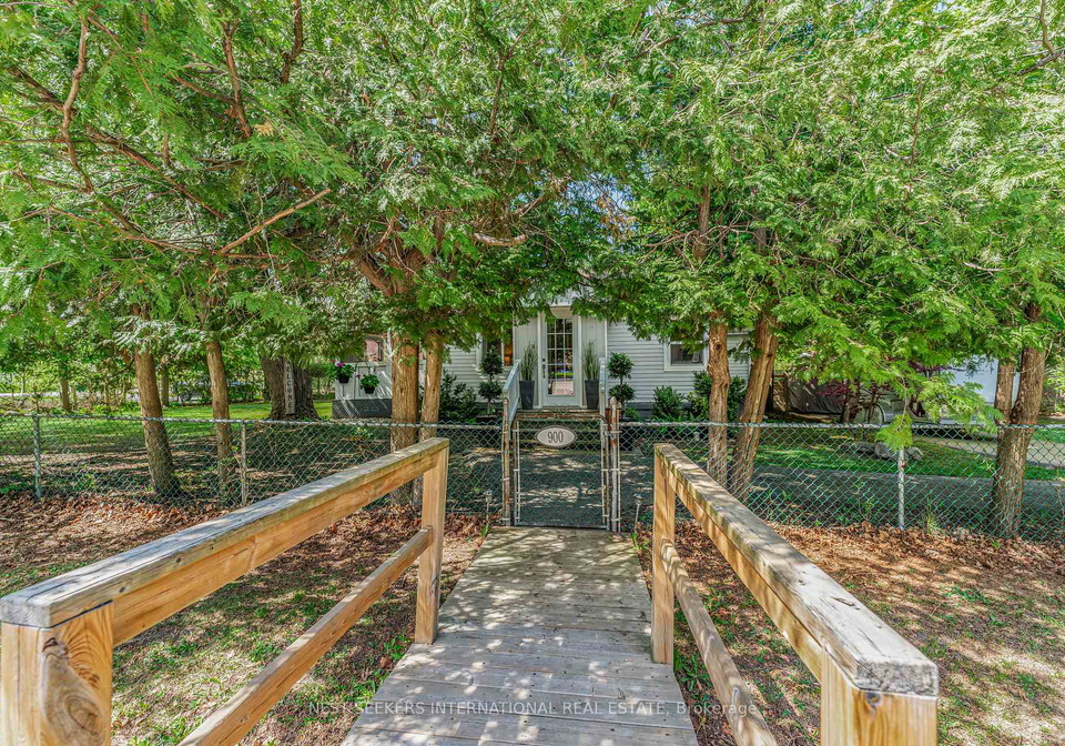 900-clifton-boulevard-innisfil-ontario-n12162150