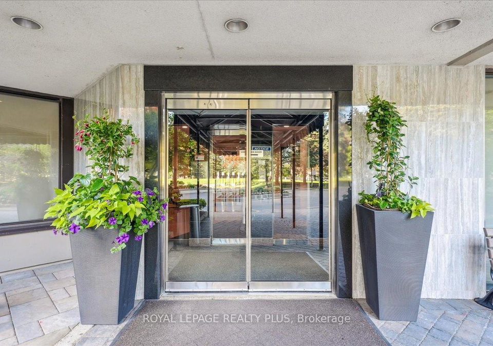 7440-bathurst-street-vaughan-ontario-n12163622
