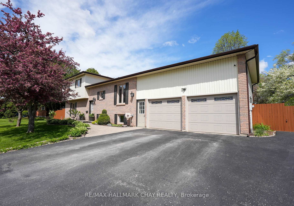 215-mcgeorge-avenue-essa-ontario-n12164076