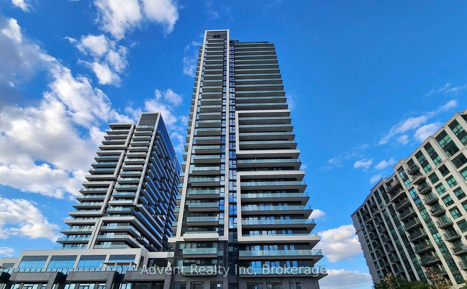105-oneida-crescent-richmond-hill-ontario-n12164387