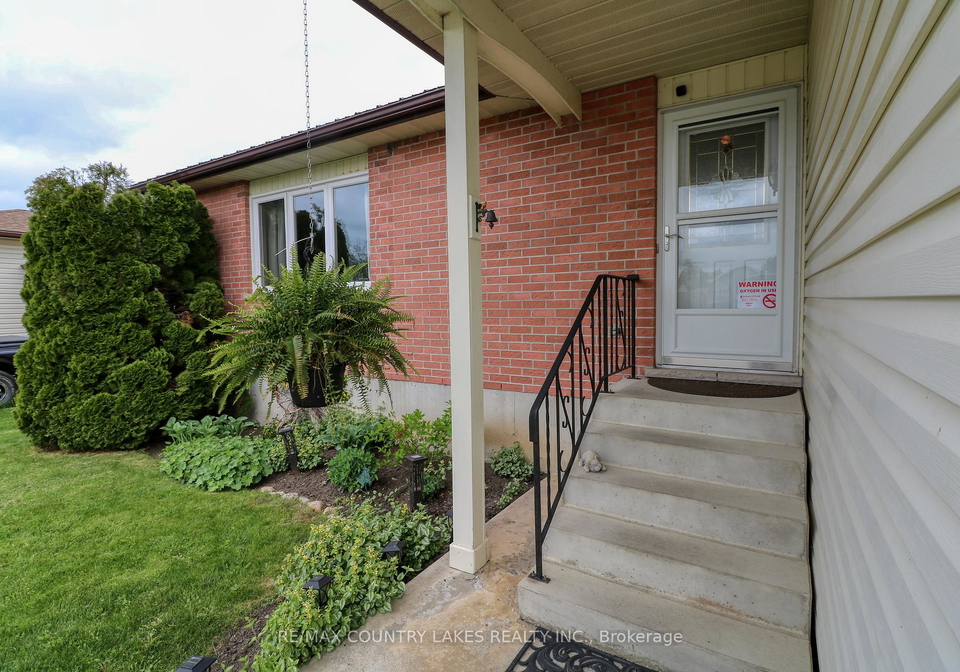 86-beechwood-avenue-brock-ontario-n12165327