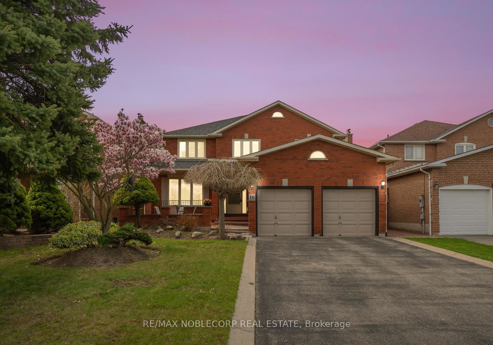 19-castlehill-road-vaughan-ontario-n12166019