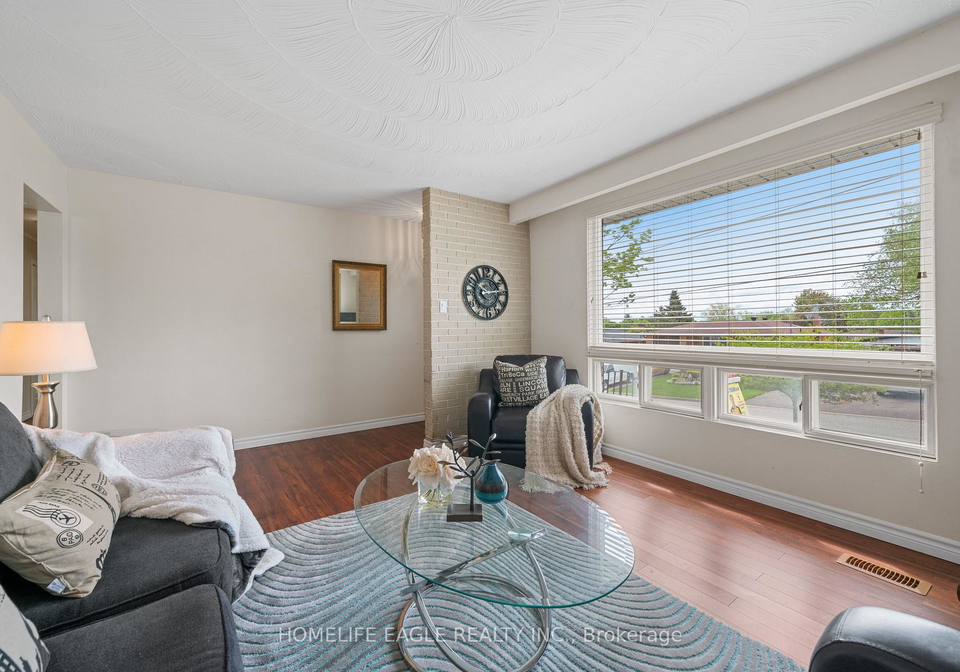 135-luxury-avenue-bradford-west-gwillimbury-ontario-n12166955