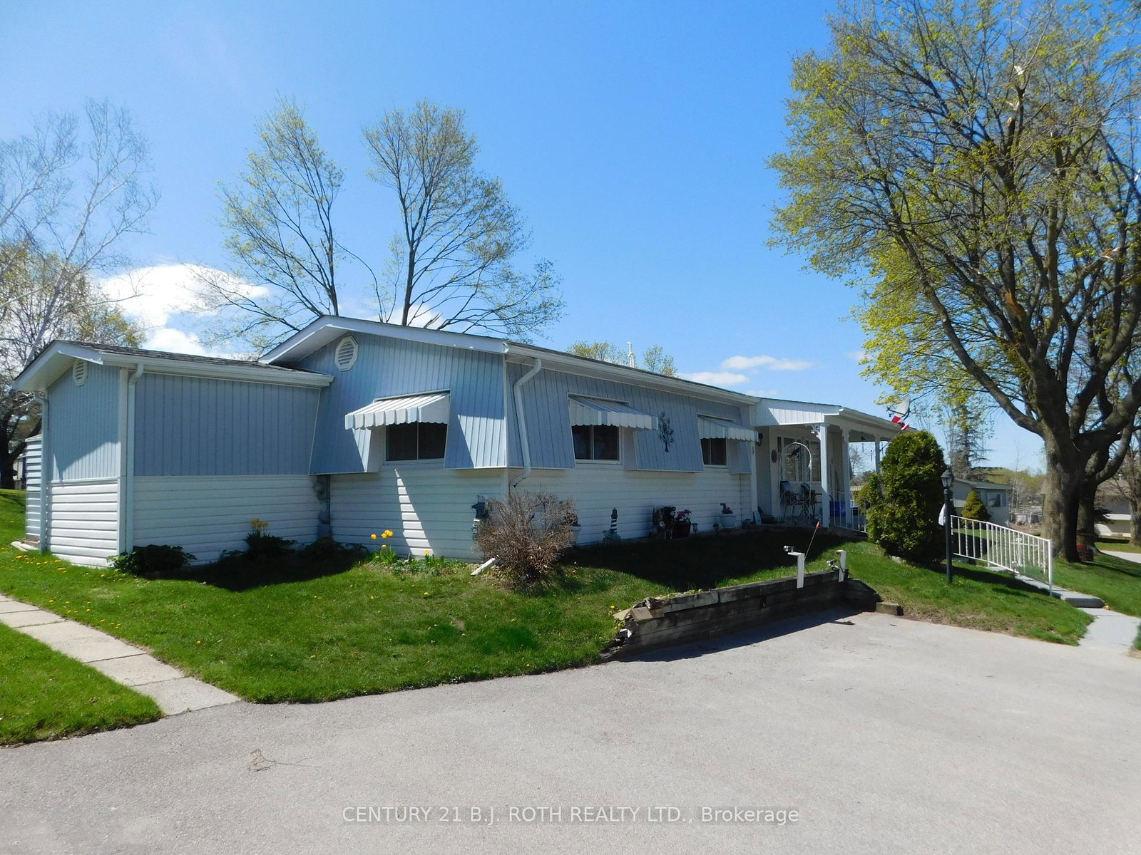 2-mimosa-drive-innisfil-ontario-n12168037