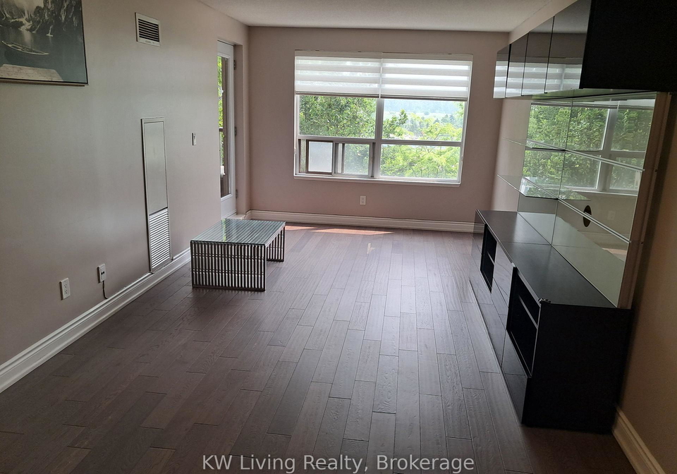 39-galleria-parkway-markham-ontario-n12168556