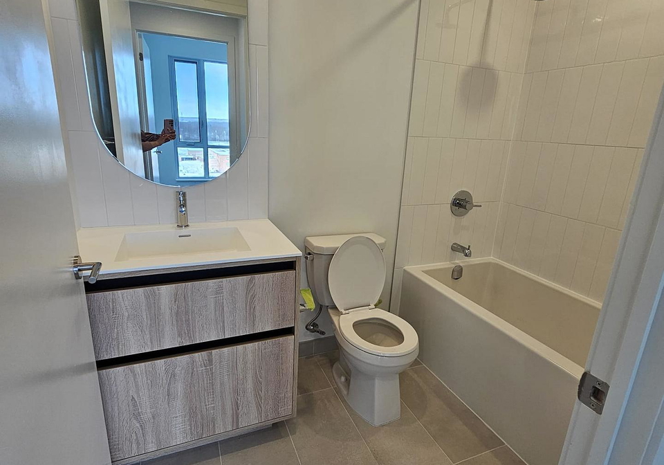7950-bathurst-street-vaughan-ontario-n12170146