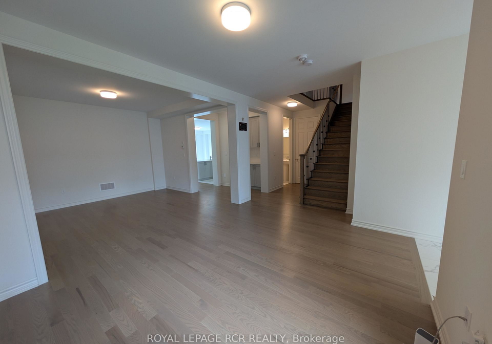 22-sandhill-crescent-adjala-tosorontio-ontario-n12170237