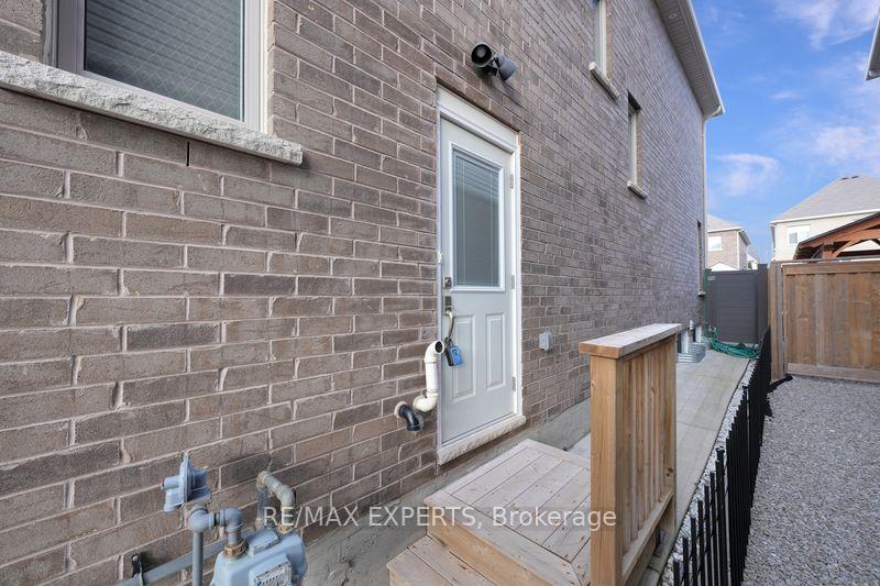 60-jenkins-avenue-new-tecumseth-ontario-n12170333
