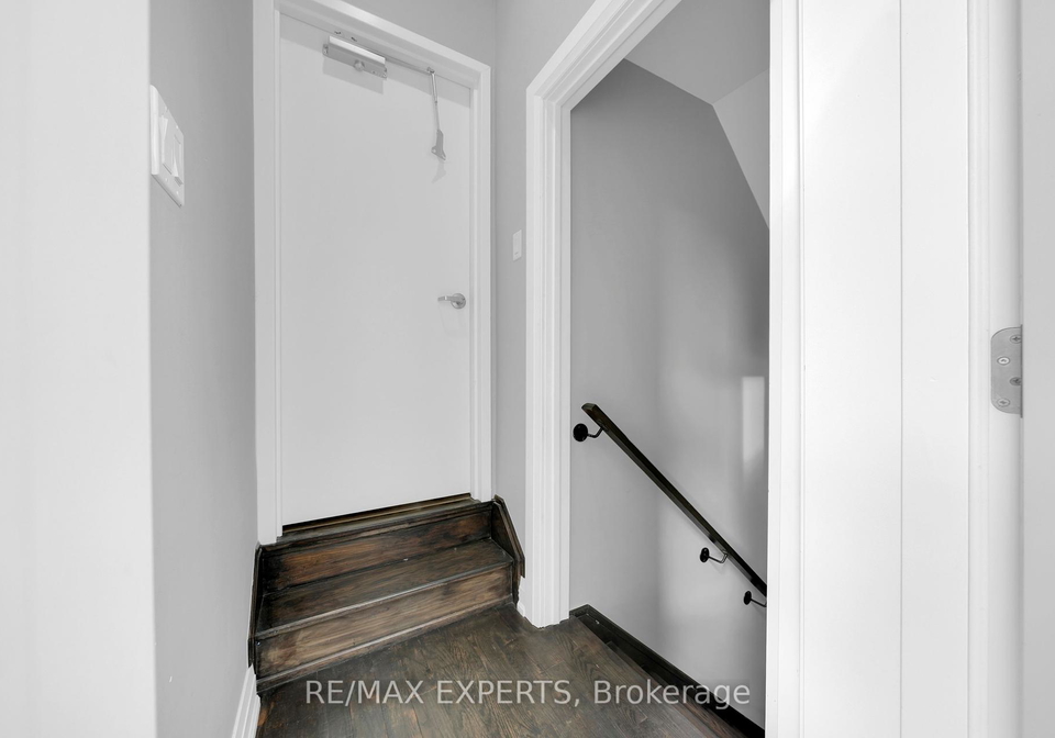 60-jenkins-avenue-new-tecumseth-ontario-n12170333