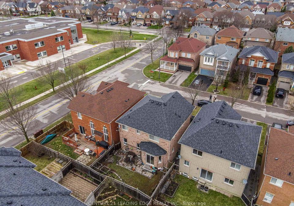 112-watkins-glen-crescent-aurora-ontario-n12170442