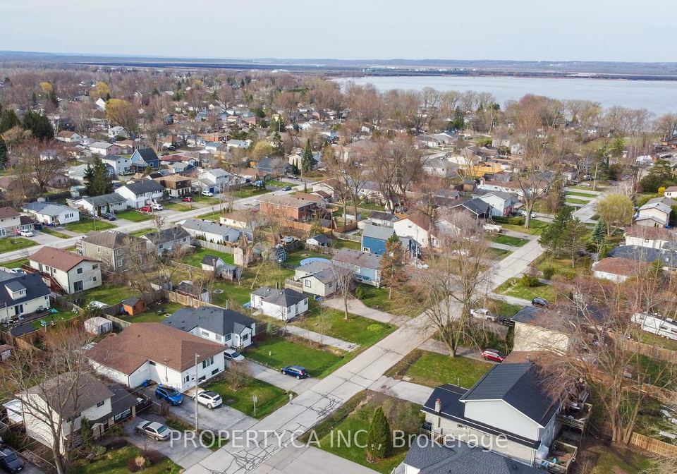 323-pasadena-drive-georgina-ontario-n12171192