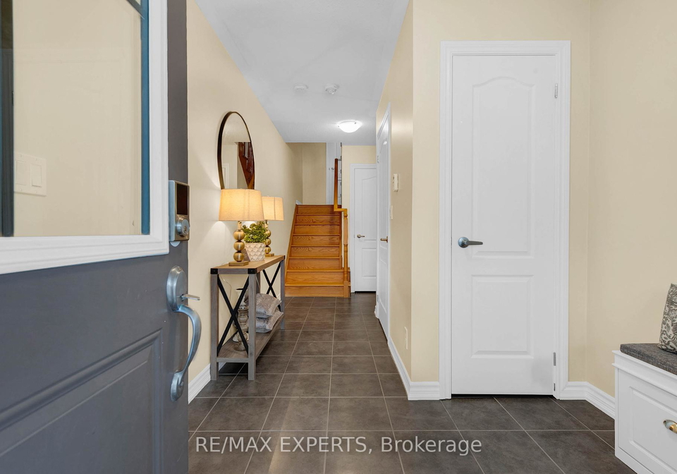 136-alvin-pegg-drive-east-gwillimbury-ontario-n12171654