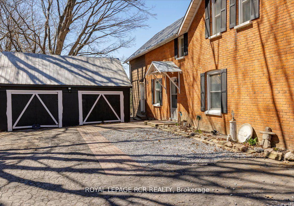 19052-centre-street-east-gwillimbury-ontario-n12172973