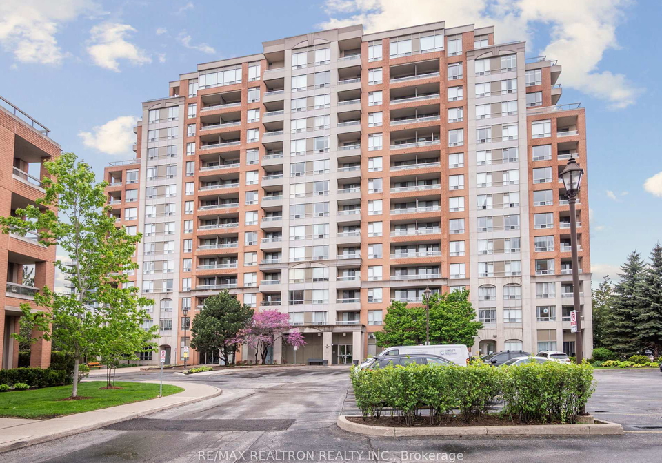 9-northern-hts-drive-richmond-hill-ontario-n12174653