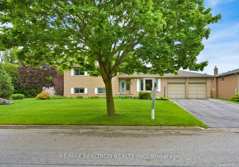 5-toby-court-east-gwillimbury-ontario-n12175310