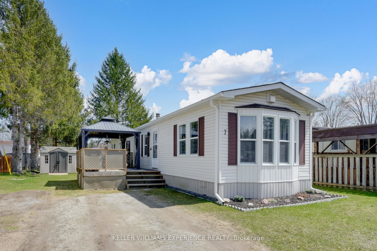 7-shamrock-crescent-essa-ontario-n12176548