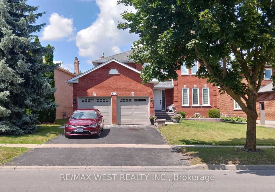 370-savage-road-newmarket-ontario-n12177428