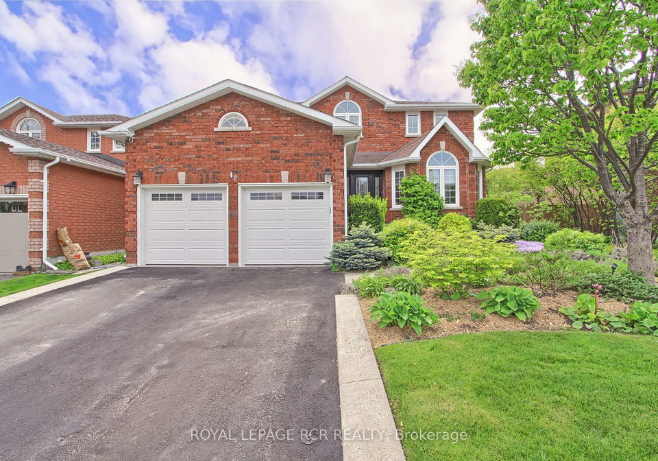 42-depeuter-crescent-bradford-west-gwillimbury-ontario-n12177941