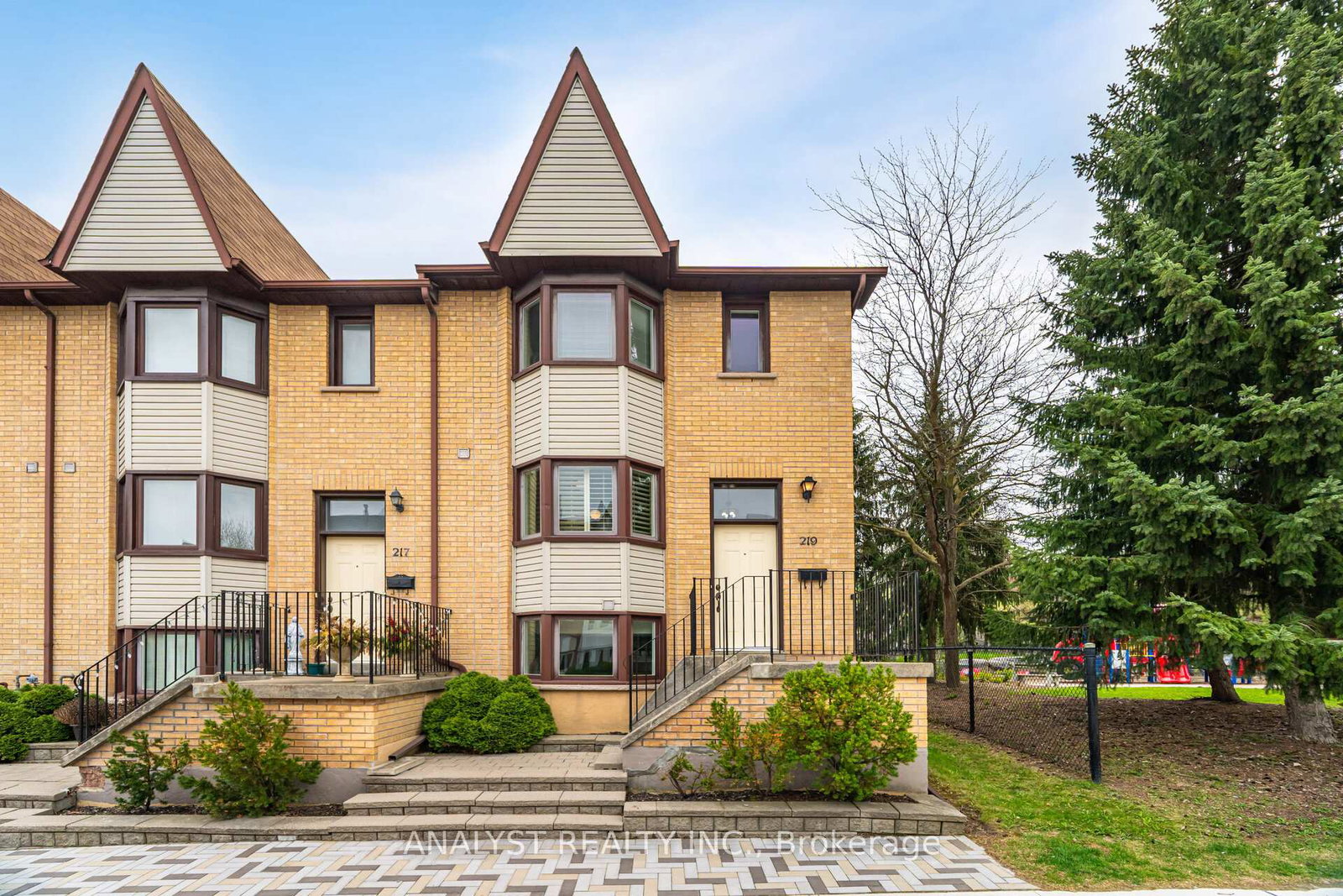 219-woodbridge-avenue-vaughan-ontario-n12179074