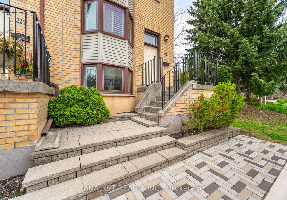 219-woodbridge-avenue-vaughan-ontario-n12179074