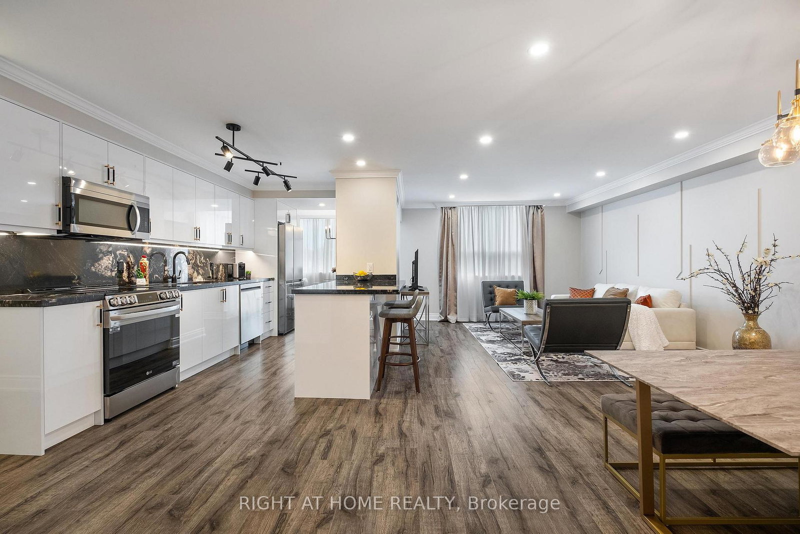 30-harding-boulevard-w-richmond-hill-ontario-n12179438