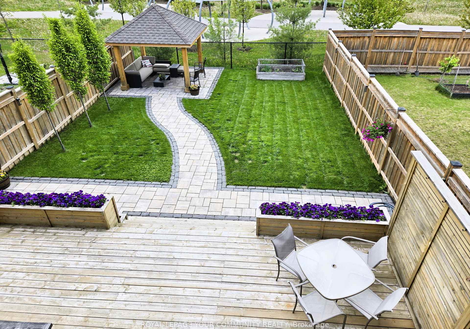 648-somerville-drive-newmarket-ontario-n12179535
