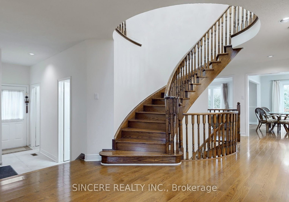 51-sheila-crescent-richmond-hill-ontario-n12186663