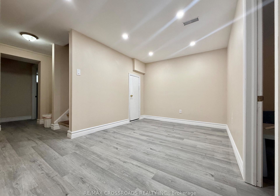 364-bent-crescent-richmond-hill-ontario-n12187490