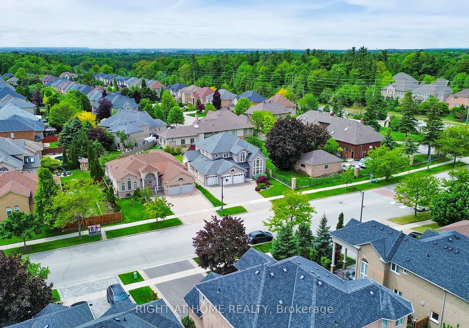 28-babak-boulevard-vaughan-ontario-n12188237