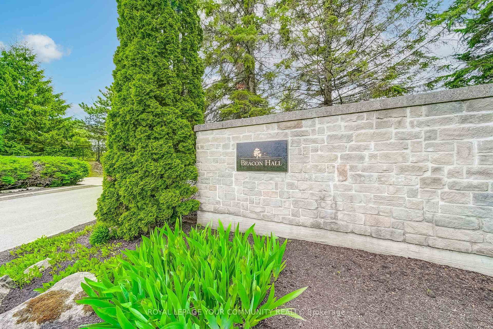 333-tree-tops-lane-aurora-ontario-n12188316
