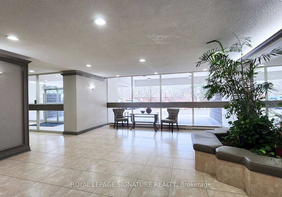 80-inverlochy-boulevard-markham-ontario-n12189024