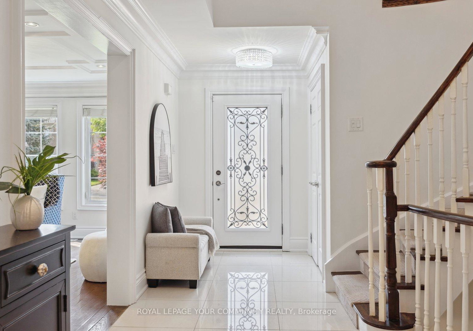 16-white-lodge-crescent-richmond-hill-ontario-n12189214