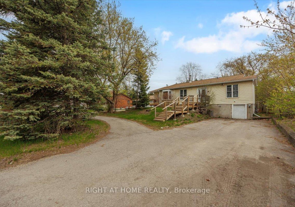 19943-bathurst-street-east-gwillimbury-ontario-n12189957