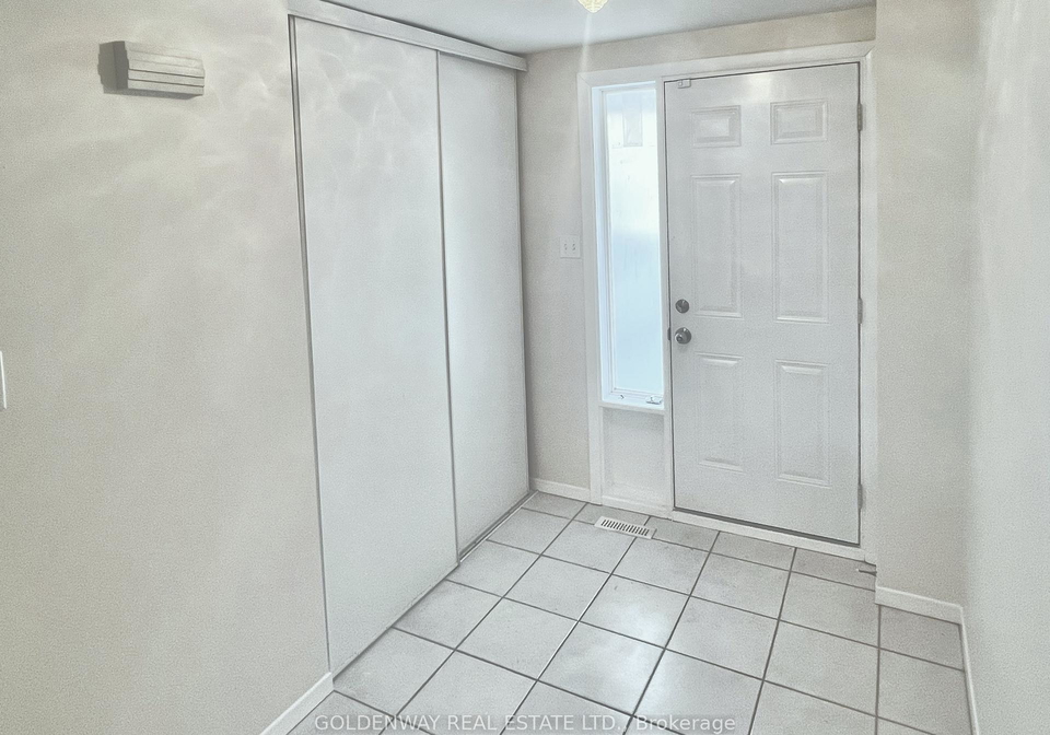35-new-port-way-markham-ontario-n12190259