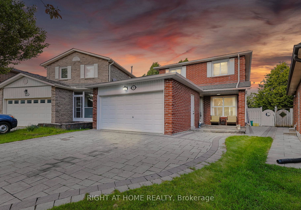21-spragg-circle-markham-ontario-n12191029