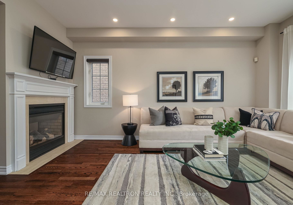 18-lady-loretta-lane-vaughan-ontario-n12191529